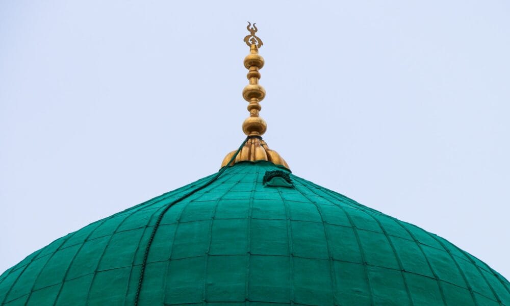 Sirah Nabawiyah: Kisah dan Manfaat Mengenal Nabi Muhammad ﷺ Green Dome turquoise Close up - Prophet Mohammed Mosque , Al Masjid an Nabawi - Medina