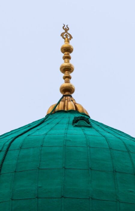 Sirah Nabawiyah: Kisah dan Manfaat Mengenal Nabi Muhammad ﷺ Green Dome turquoise Close up - Prophet Mohammed Mosque , Al Masjid an Nabawi - Medina