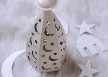 Islamic decoration with lantern