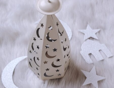 Islamic decoration with lantern
