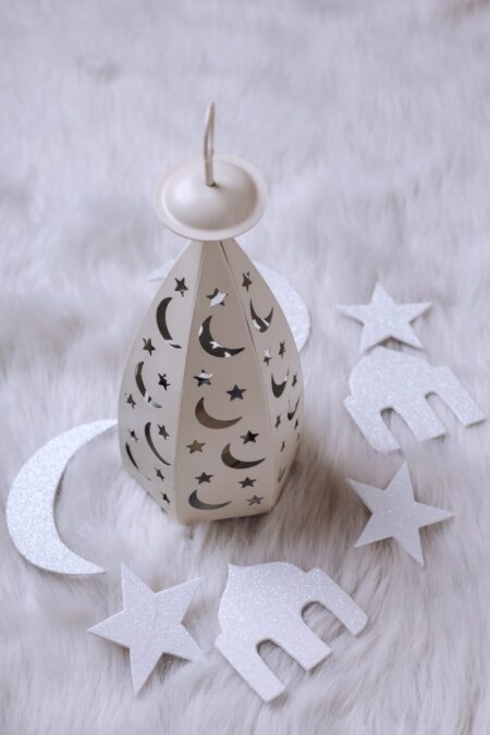 Islamic decoration with lantern